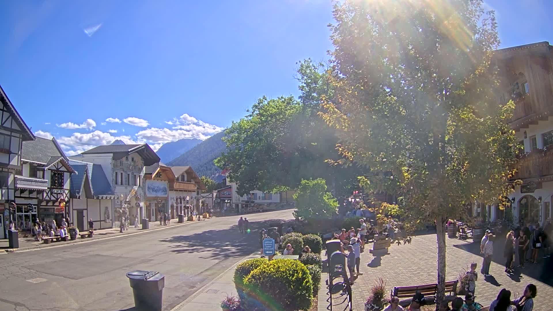 Leavenworth Village Downtown  Live Cam - Leavenworth, Chelan, Washington, USA