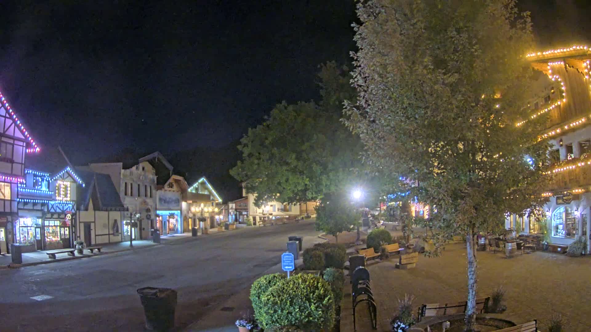 Leavenworth Village Downtown  Live Cam - Leavenworth, Chelan, Washington, USA