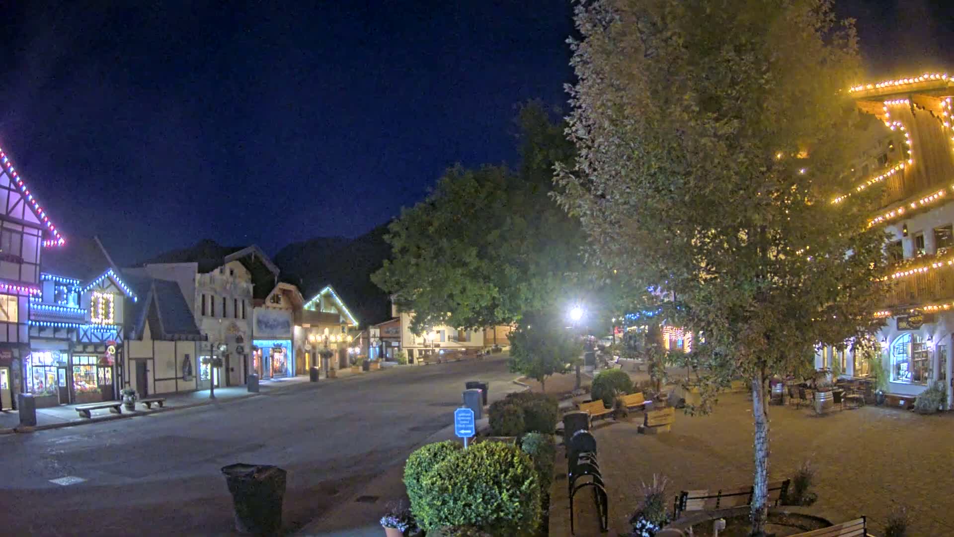 Leavenworth Village Downtown  Live Cam - Leavenworth, Chelan, Washington, USA