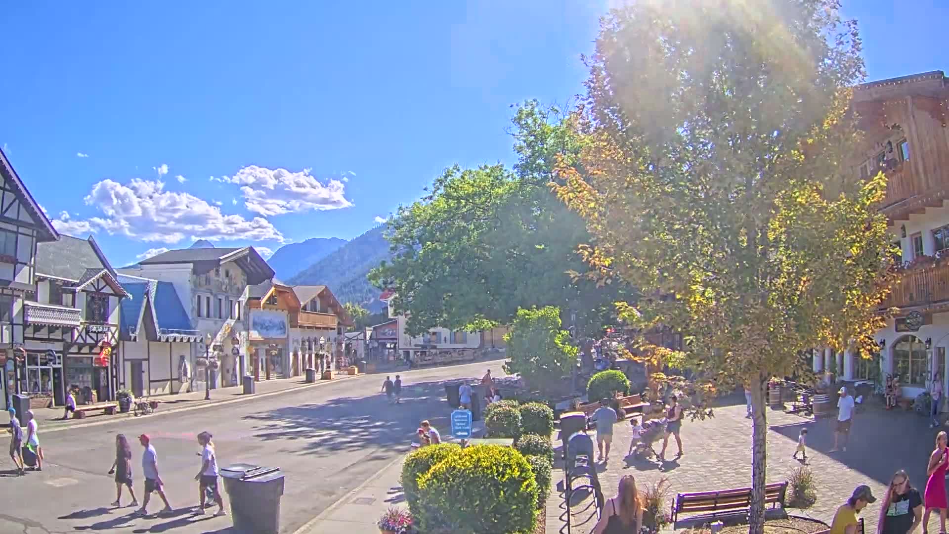 Leavenworth Village Downtown  Live Cam - Leavenworth, Chelan, Washington, USA