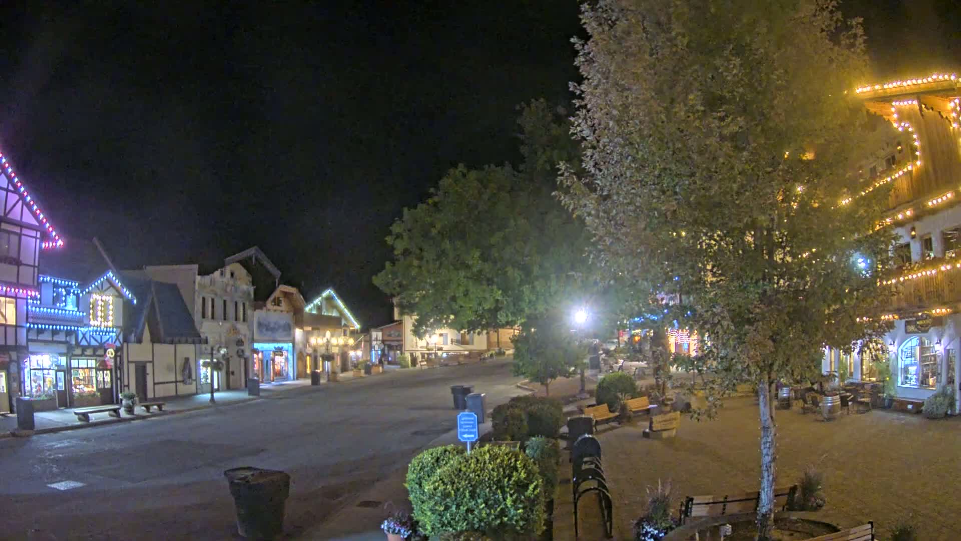 Leavenworth Village Downtown  Live Cam - Leavenworth, Chelan, Washington, USA