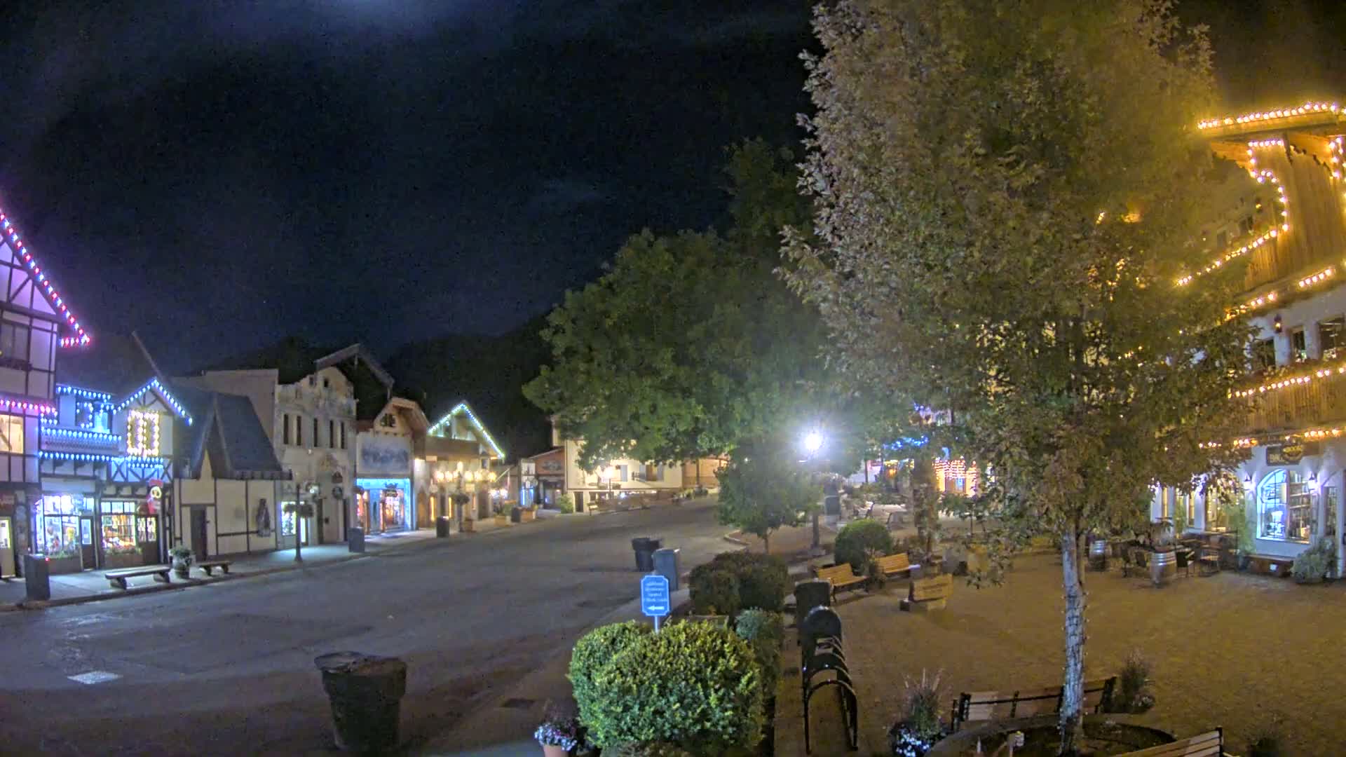 Leavenworth Village Downtown  Live Cam - Leavenworth, Chelan, Washington, USA