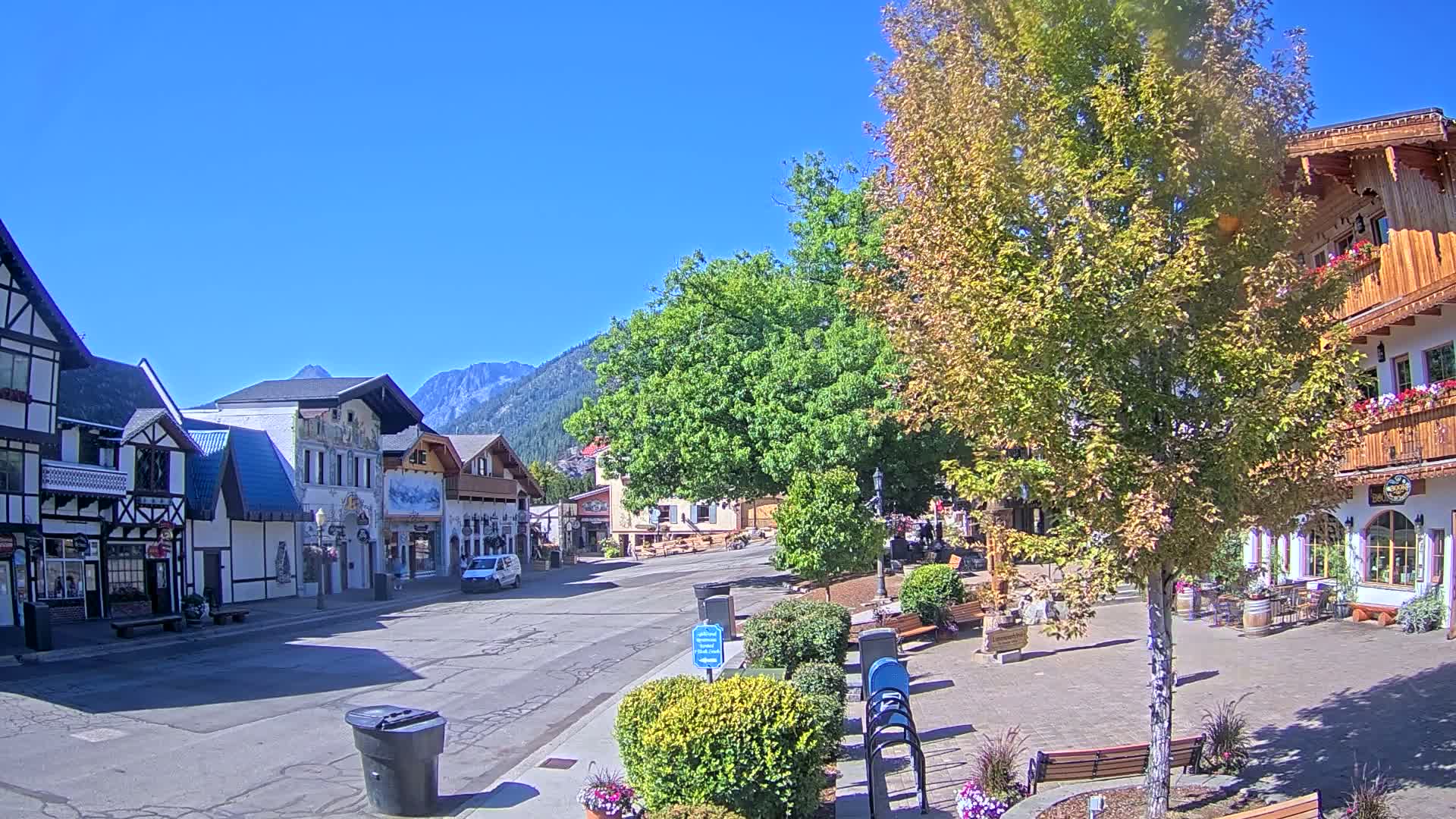Leavenworth Village Downtown  Live Cam - Leavenworth, Chelan, Washington, USA