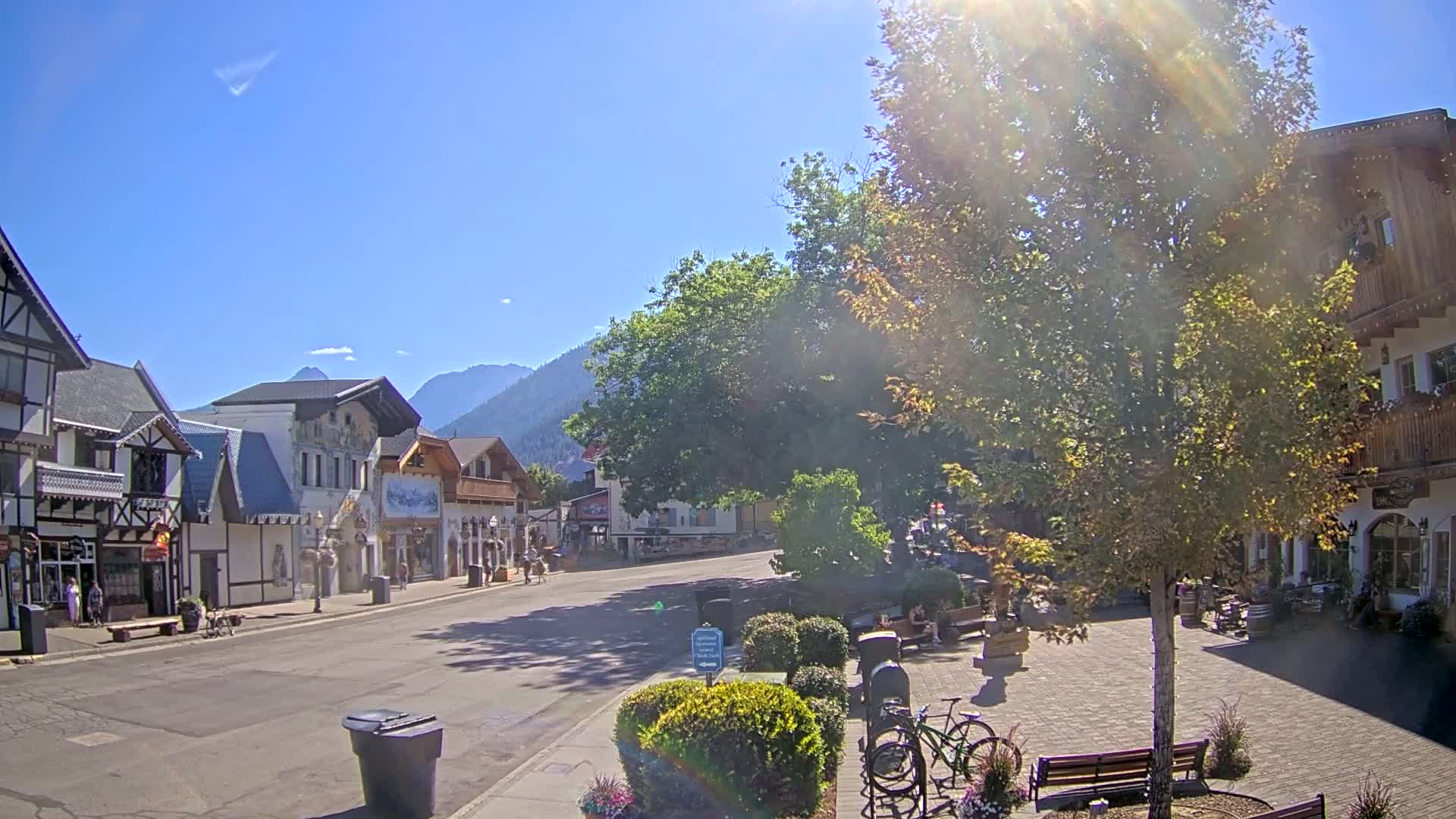Leavenworth Village Downtown  Live Cam - Leavenworth, Chelan, Washington, USA