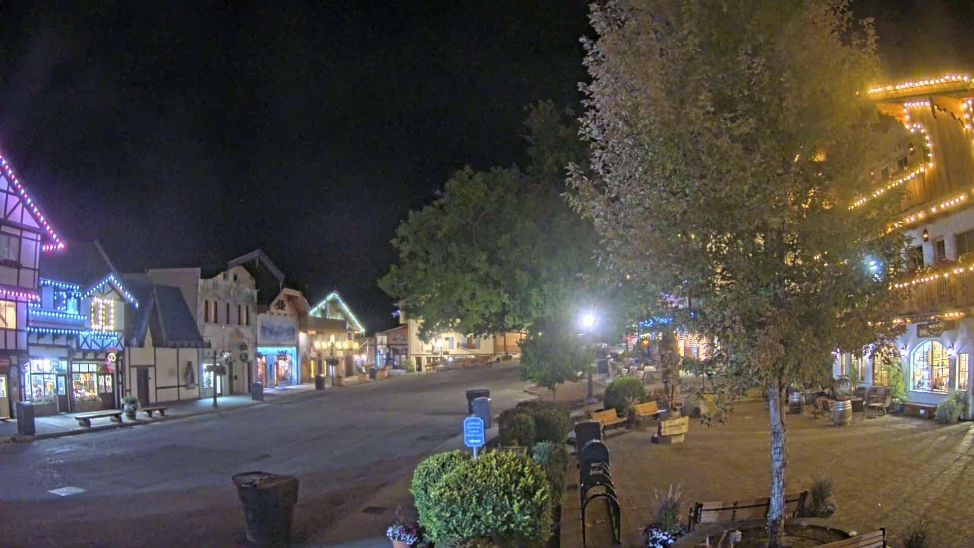 Leavenworth Village Downtown  Live Cam - Leavenworth, Chelan, Washington, USA