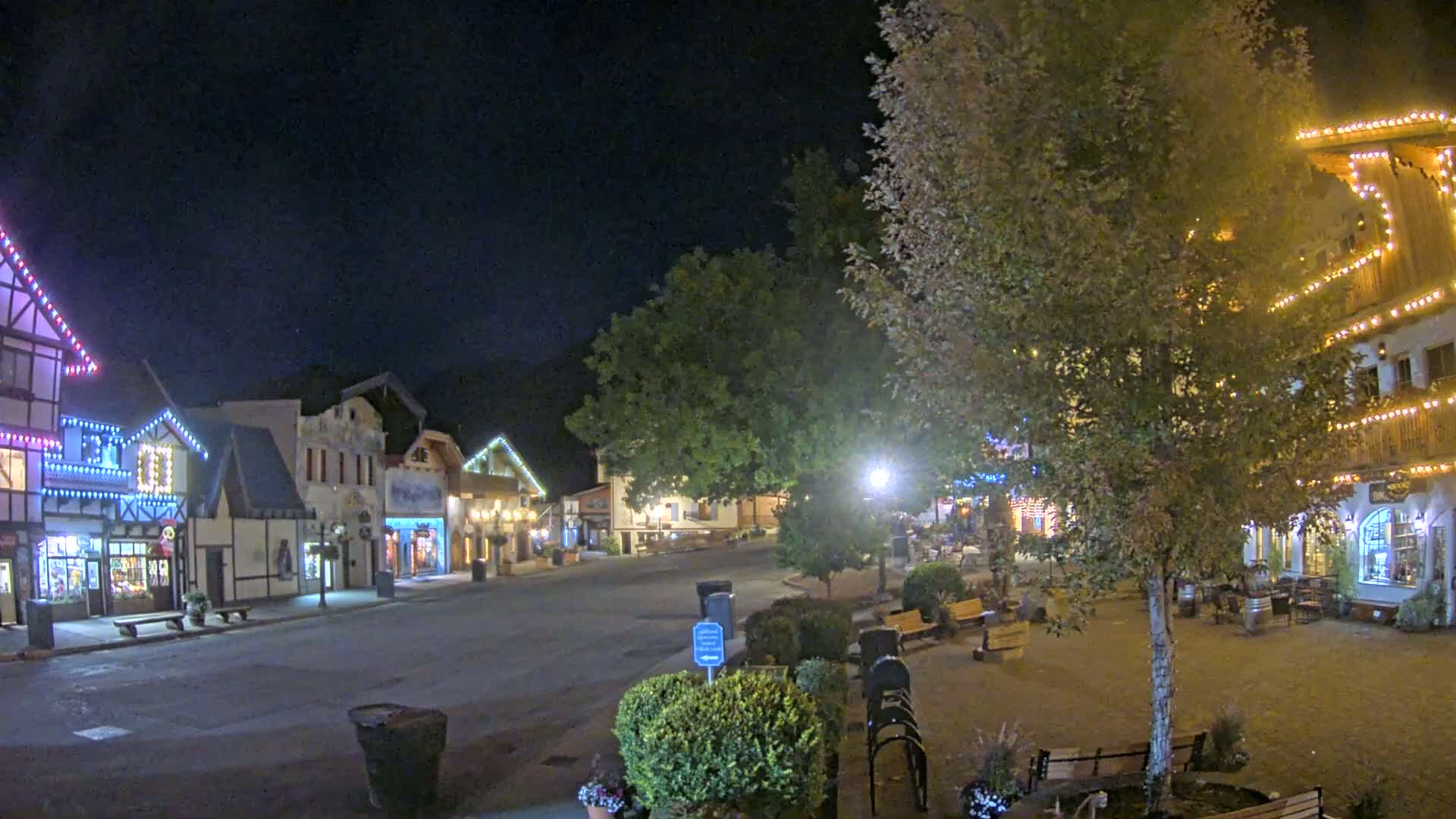 Leavenworth Village Downtown  Live Cam - Leavenworth, Chelan, Washington, USA