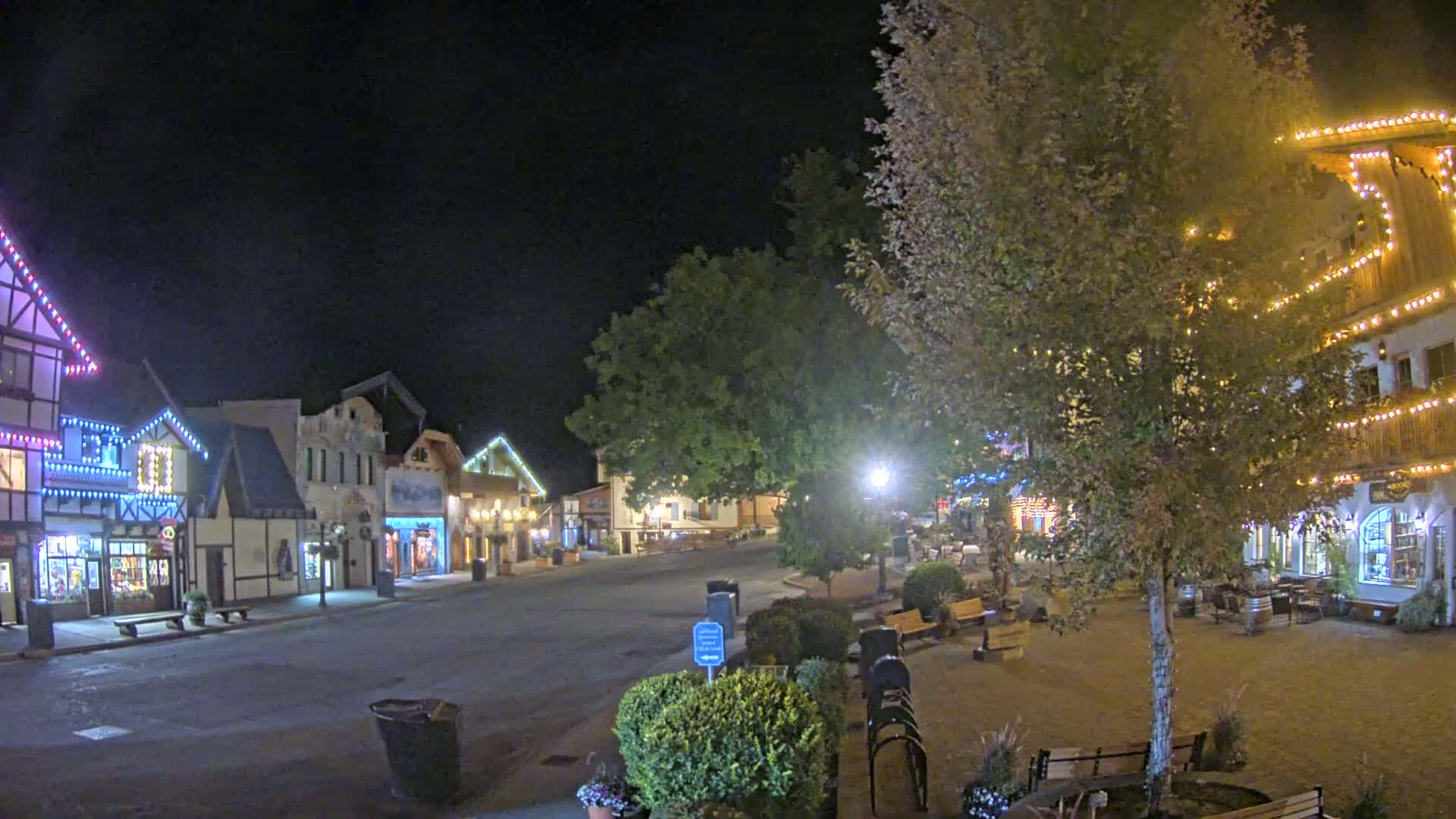 Leavenworth Village Downtown  Live Cam - Leavenworth, Chelan, Washington, USA