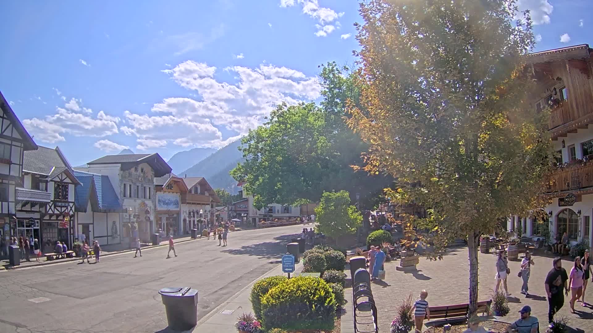 Leavenworth Village Downtown  Live Cam - Leavenworth, Chelan, Washington, USA