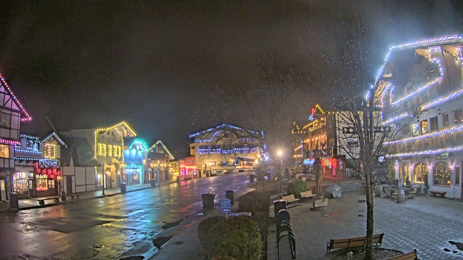 Leavenworth Village Downtown  Live Cam - Leavenworth, Chelan, Washington, USA