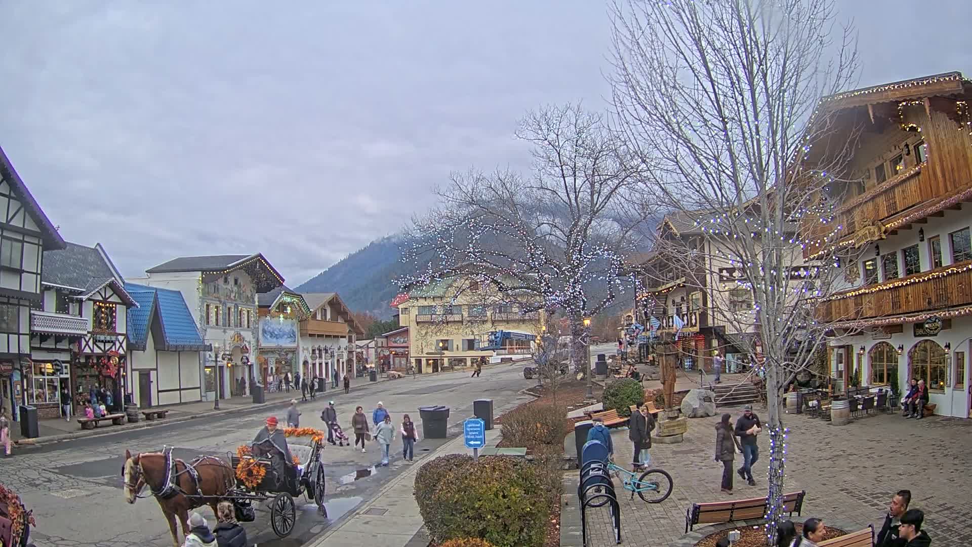 Leavenworth Village Downtown  Live Cam - Leavenworth, Chelan, Washington, USA