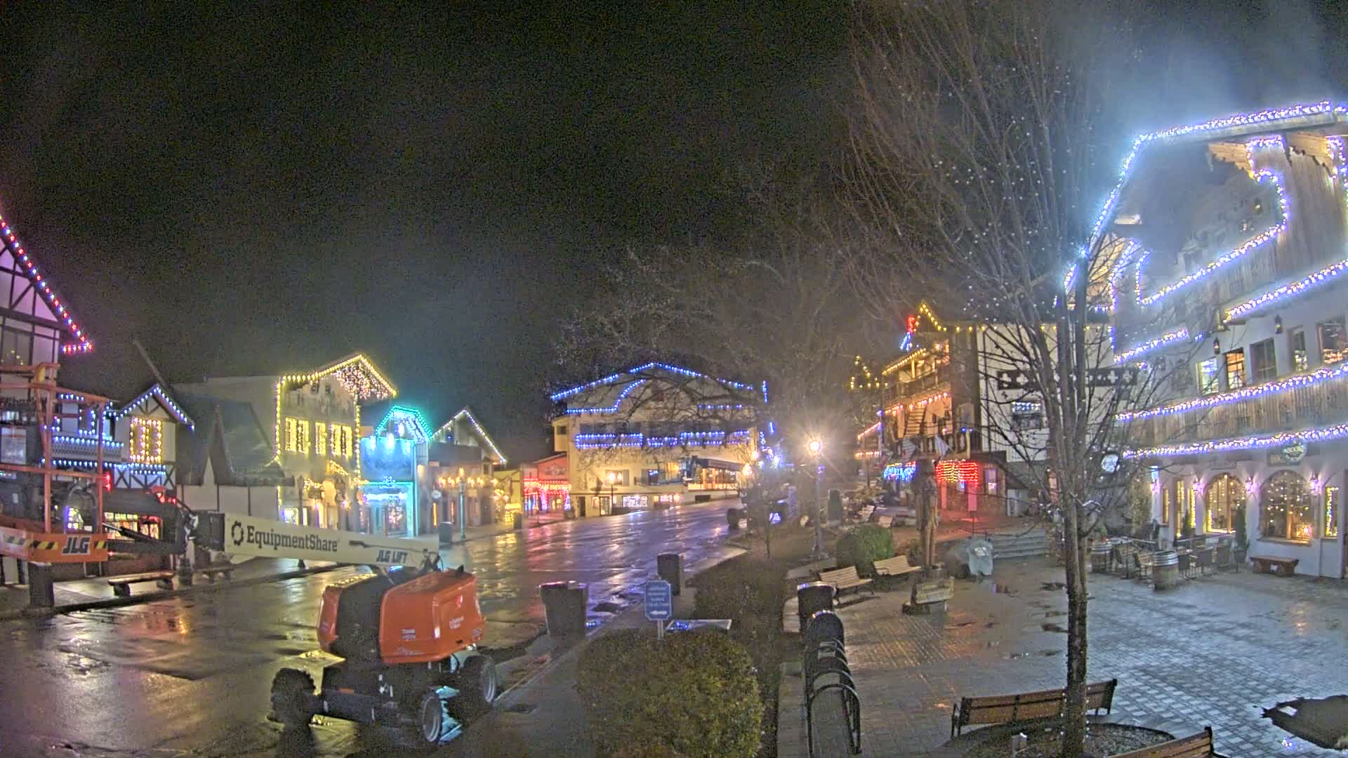 Leavenworth Village Downtown  Live Cam - Leavenworth, Chelan, Washington, USA