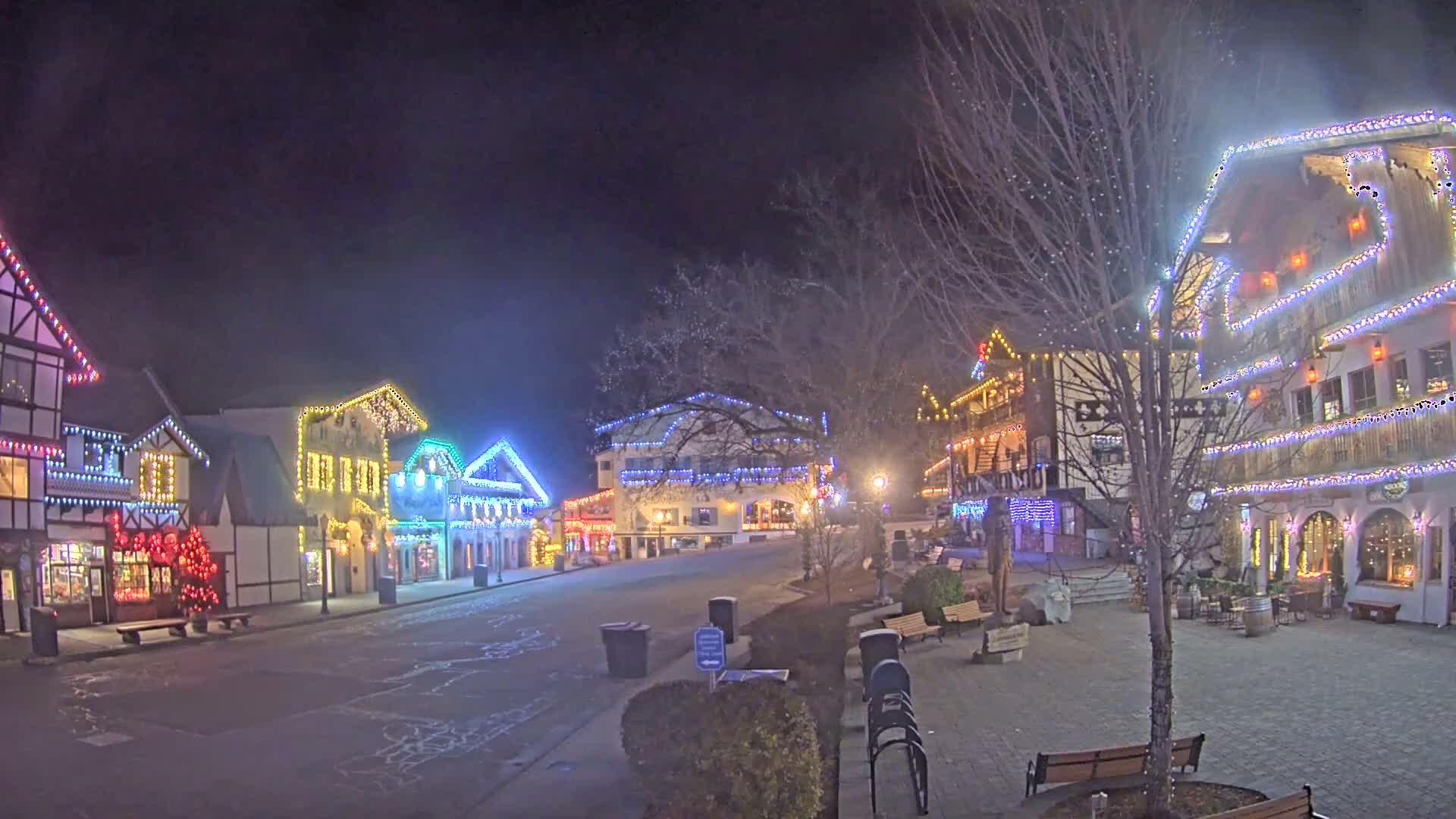 Leavenworth Village Downtown  Live Cam - Leavenworth, Chelan, Washington, USA
