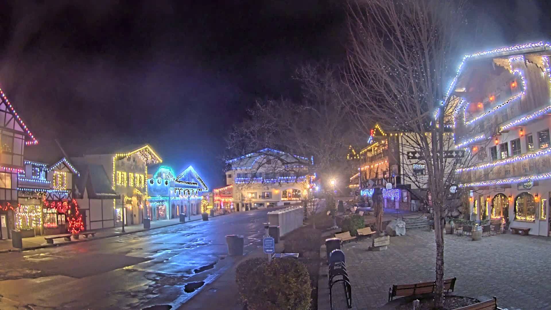 Leavenworth Village Downtown  Live Cam - Leavenworth, Chelan, Washington, USA