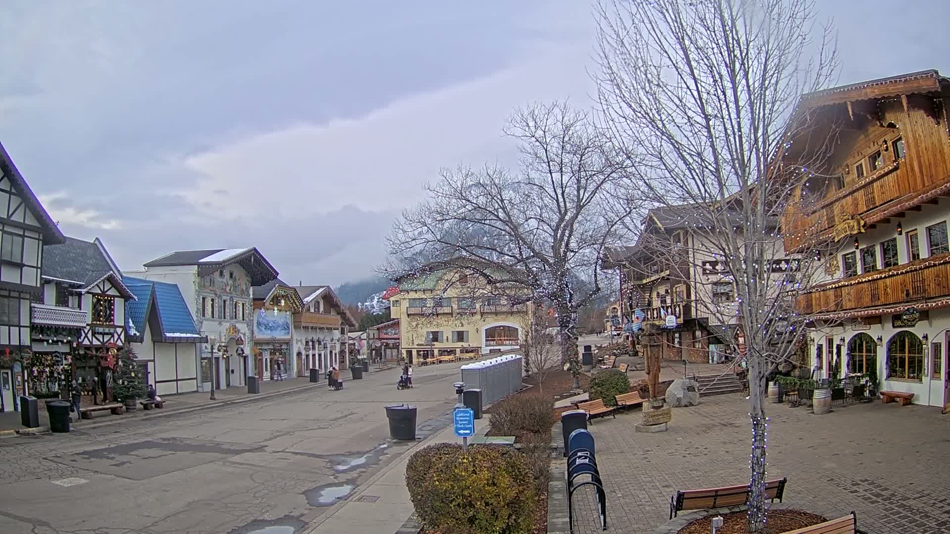 Leavenworth Village Downtown  Live Cam - Leavenworth, Chelan, Washington, USA