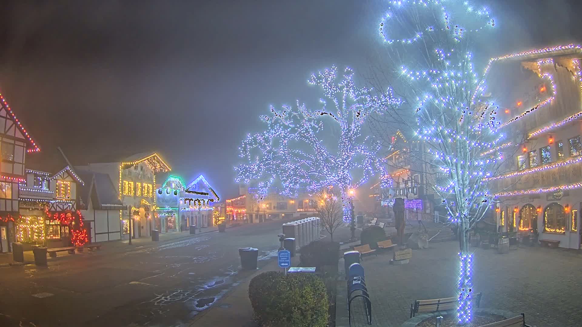 Leavenworth Village Downtown  Live Cam - Leavenworth, Chelan, Washington, USA