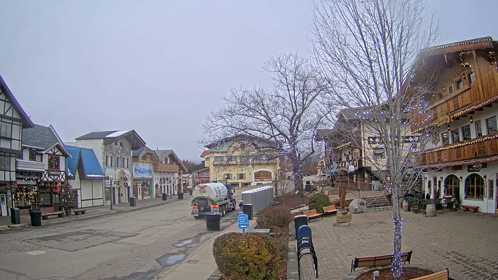 Leavenworth Village Downtown  Live Cam - Leavenworth, Chelan, Washington, USA