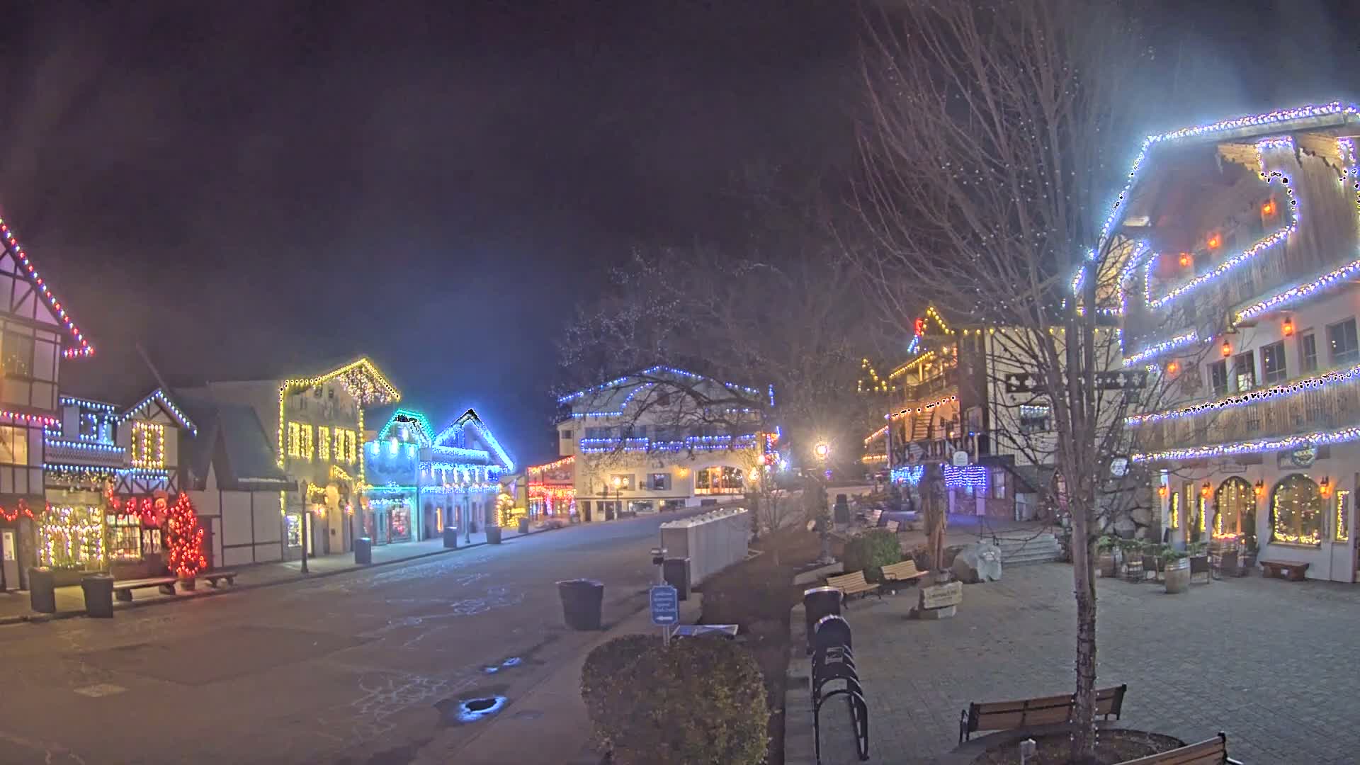 Leavenworth Village Downtown  Live Cam - Leavenworth, Chelan, Washington, USA