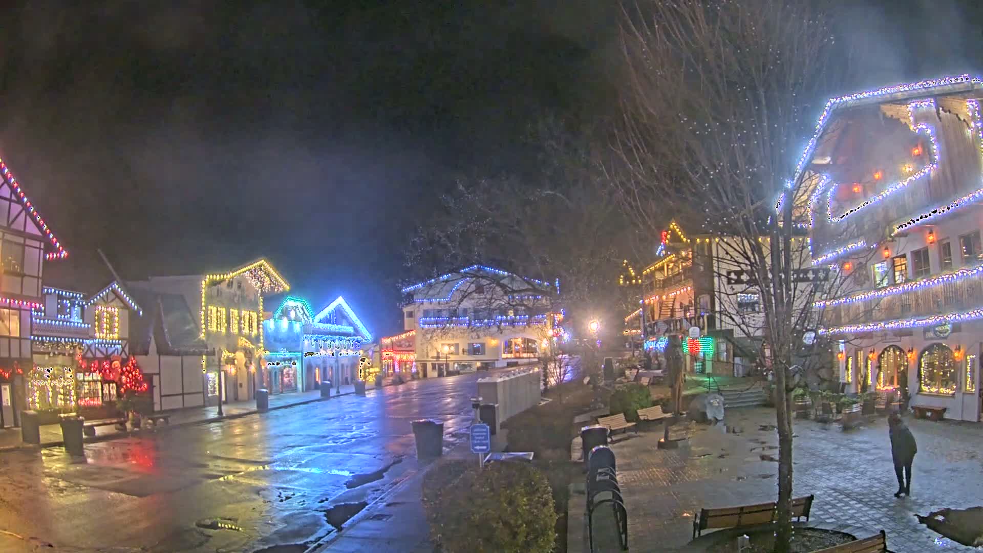 Leavenworth Village Downtown  Live Cam - Leavenworth, Chelan, Washington, USA