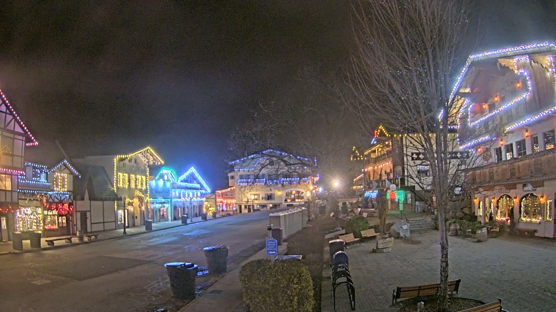 Leavenworth Village Downtown  Live Cam - Leavenworth, Chelan, Washington, USA