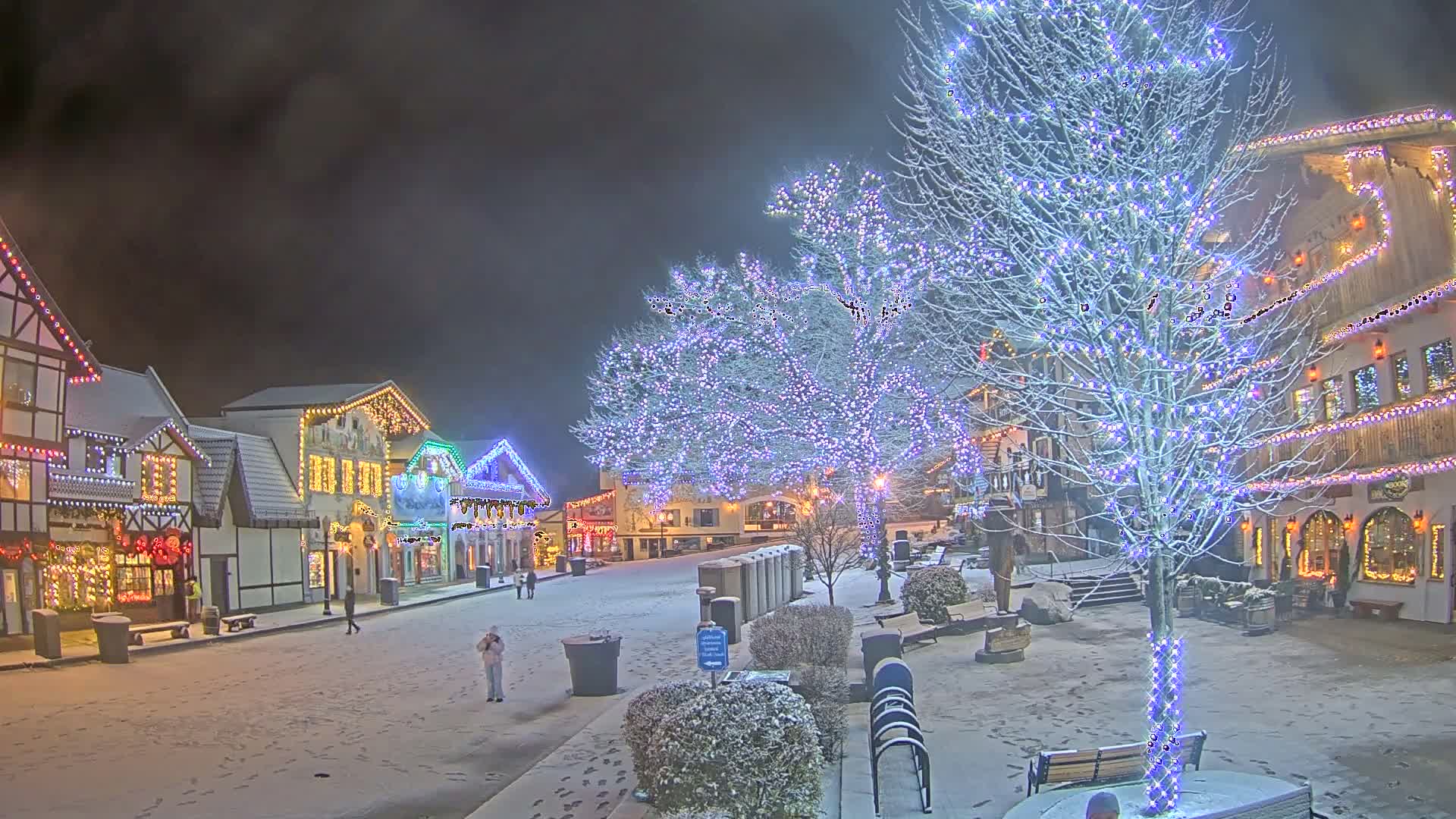 Leavenworth Village Downtown  Live Cam - Leavenworth, Chelan, Washington, USA