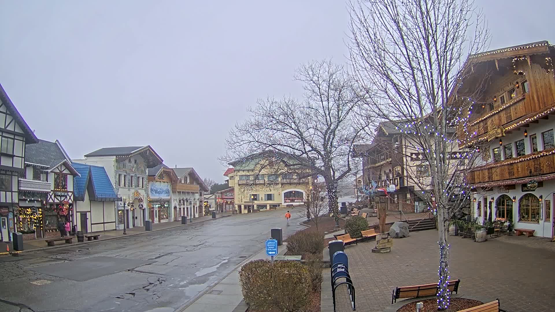 Leavenworth Village Downtown  Live Cam - Leavenworth, Chelan, Washington, USA