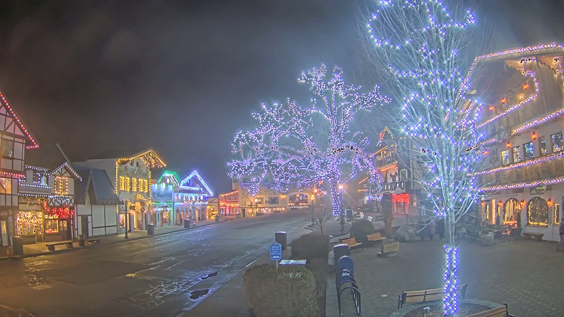 Leavenworth Village Downtown  Live Cam - Leavenworth, Chelan, Washington, USA