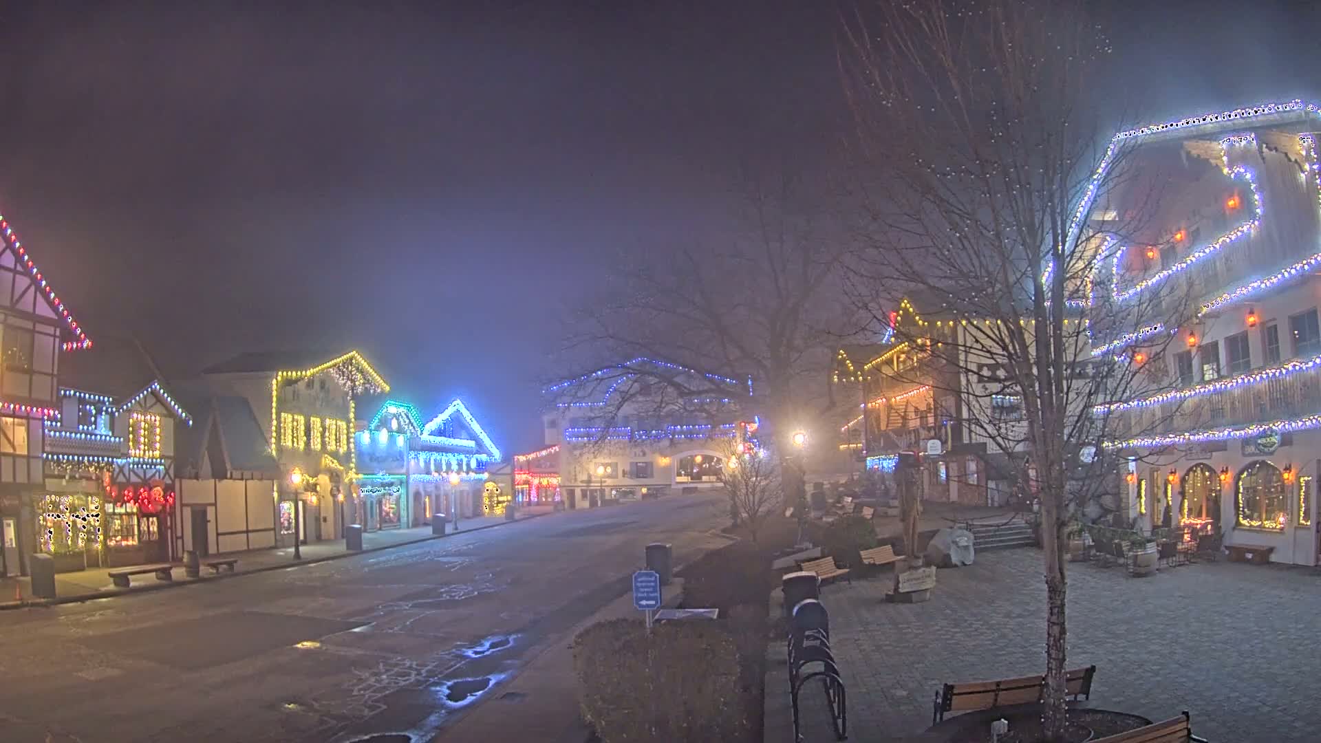 Leavenworth Village Downtown  Live Cam - Leavenworth, Chelan, Washington, USA