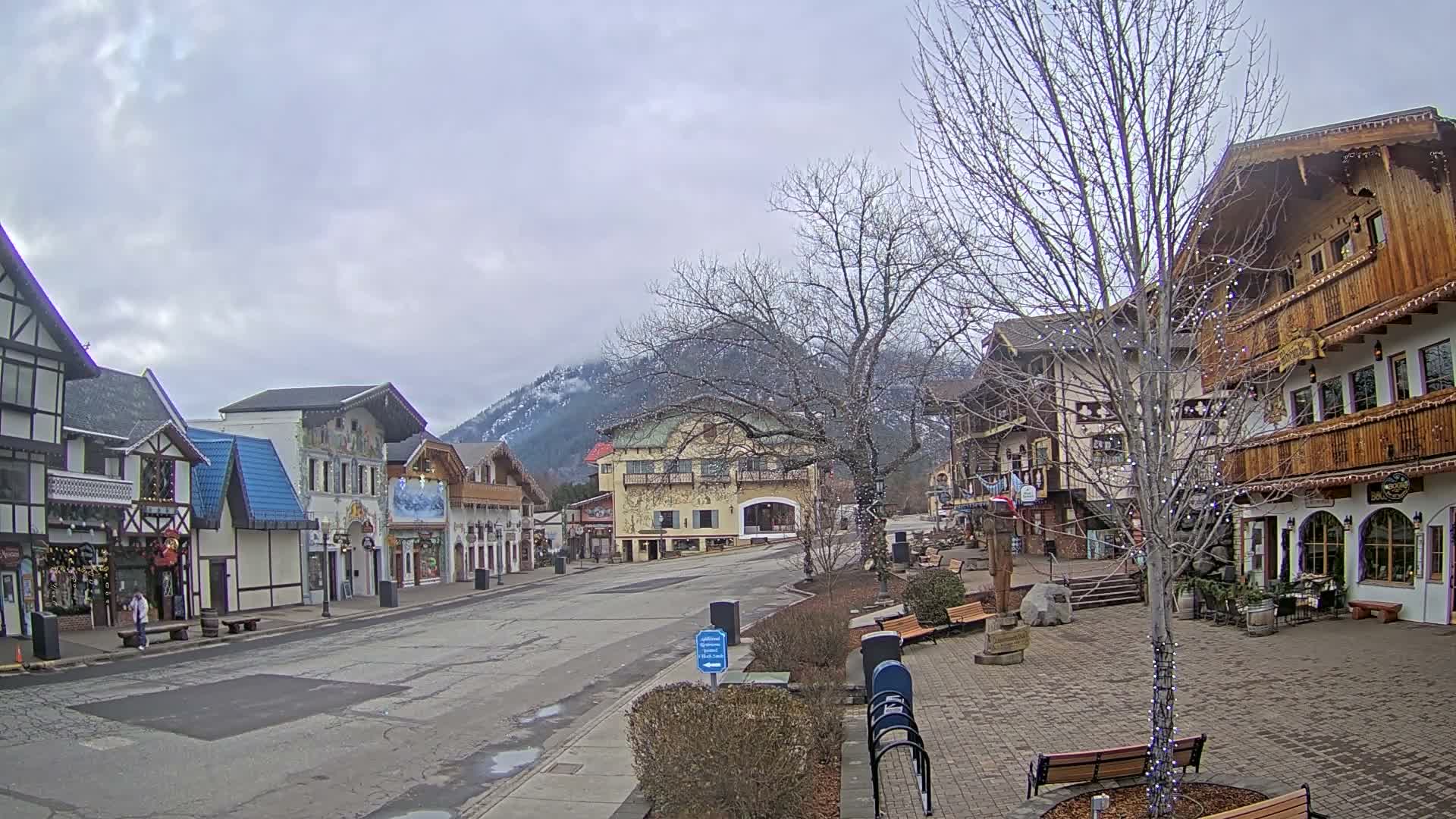 Leavenworth Village Downtown  Live Cam - Leavenworth, Chelan, Washington, USA