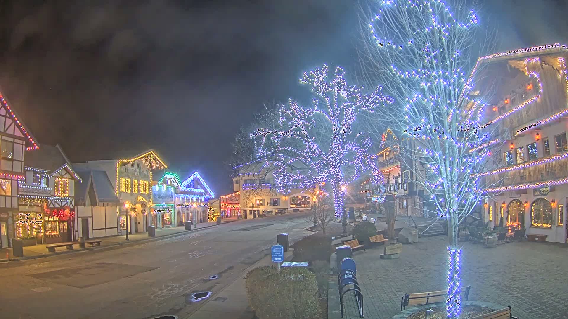 Leavenworth Village Downtown  Live Cam - Leavenworth, Chelan, Washington, USA