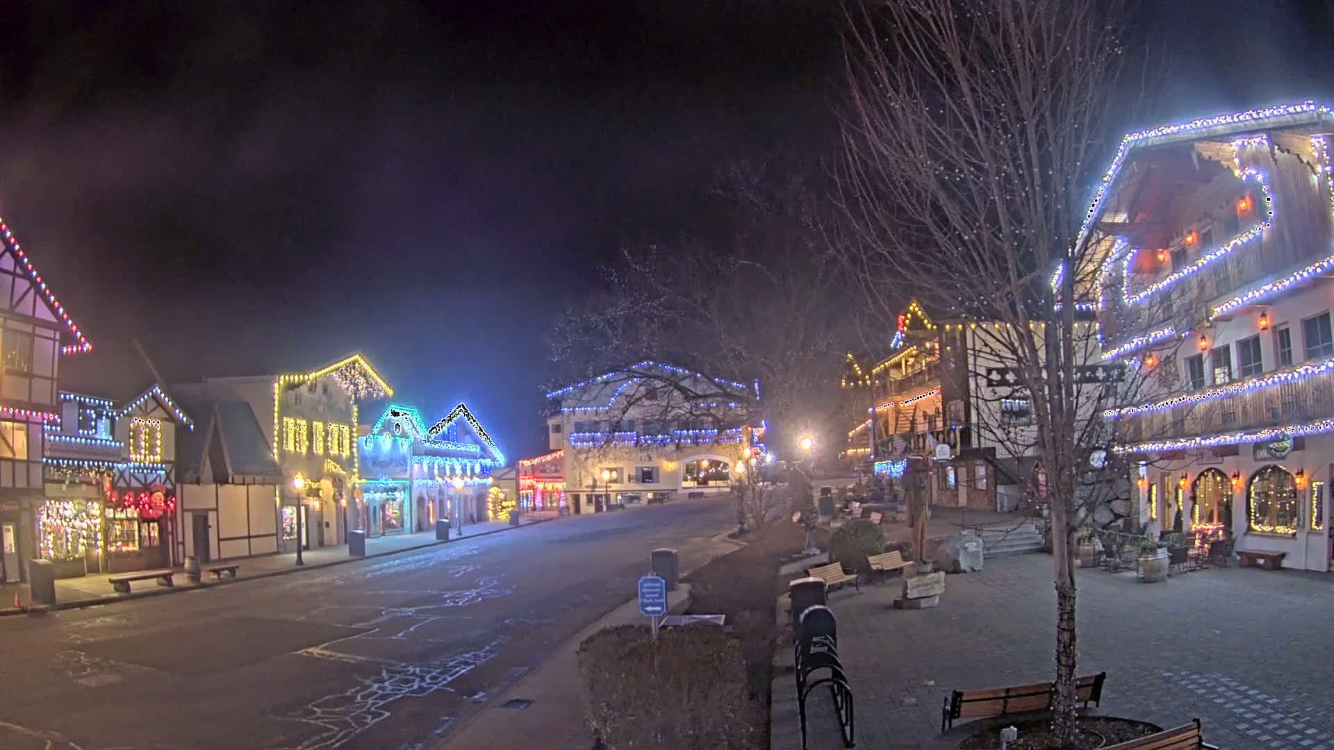 Leavenworth Village Downtown  Live Cam - Leavenworth, Chelan, Washington, USA