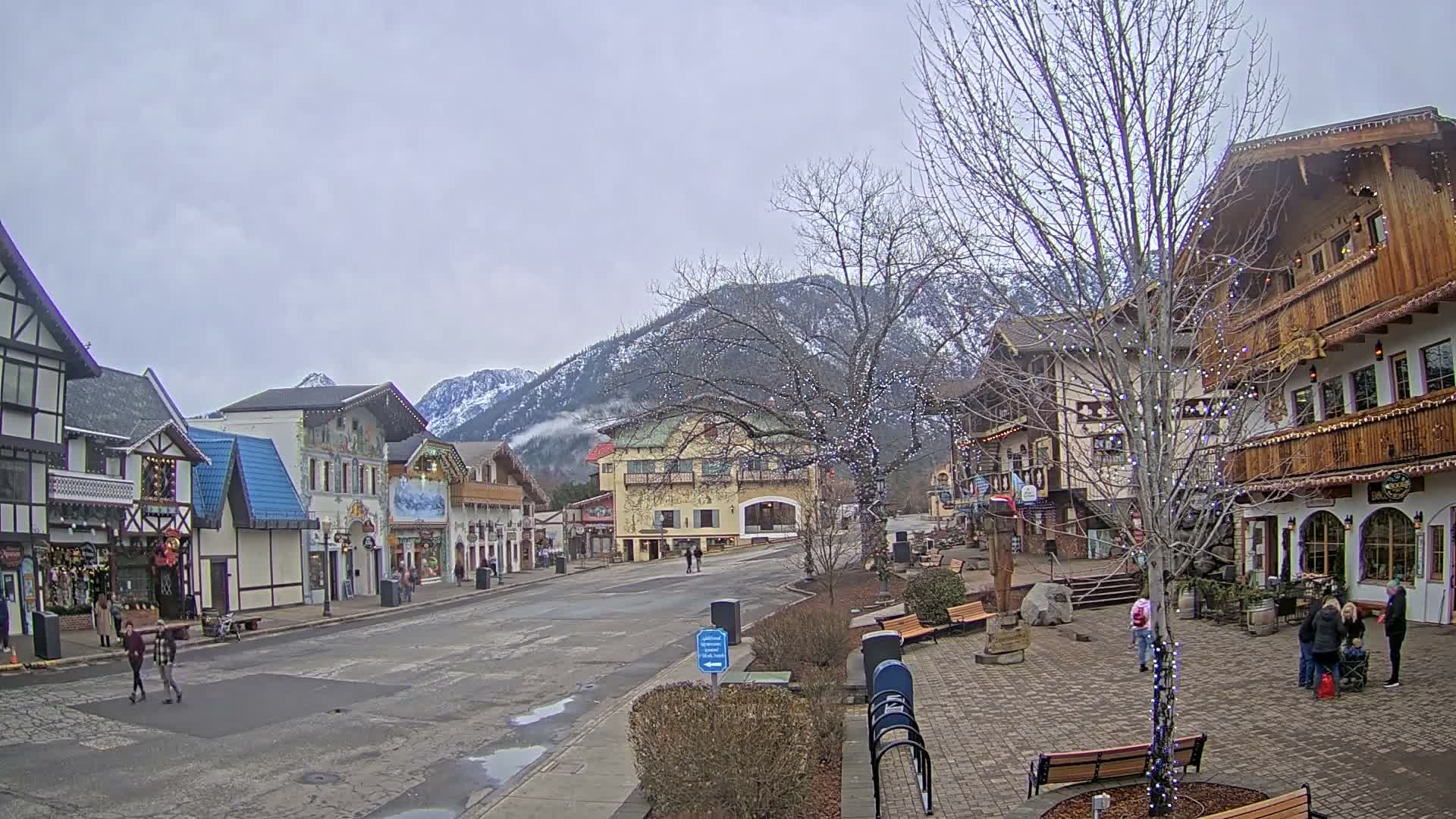 Leavenworth Village Downtown  Live Cam - Leavenworth, Chelan, Washington, USA