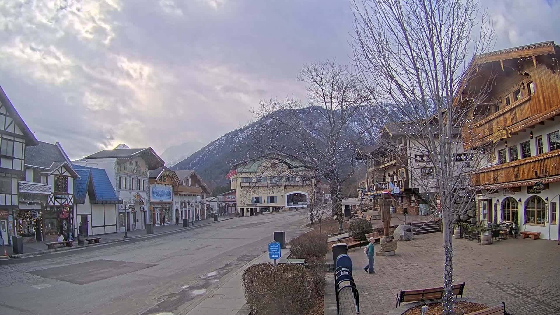 Leavenworth Village Downtown  Live Cam - Leavenworth, Chelan, Washington, USA