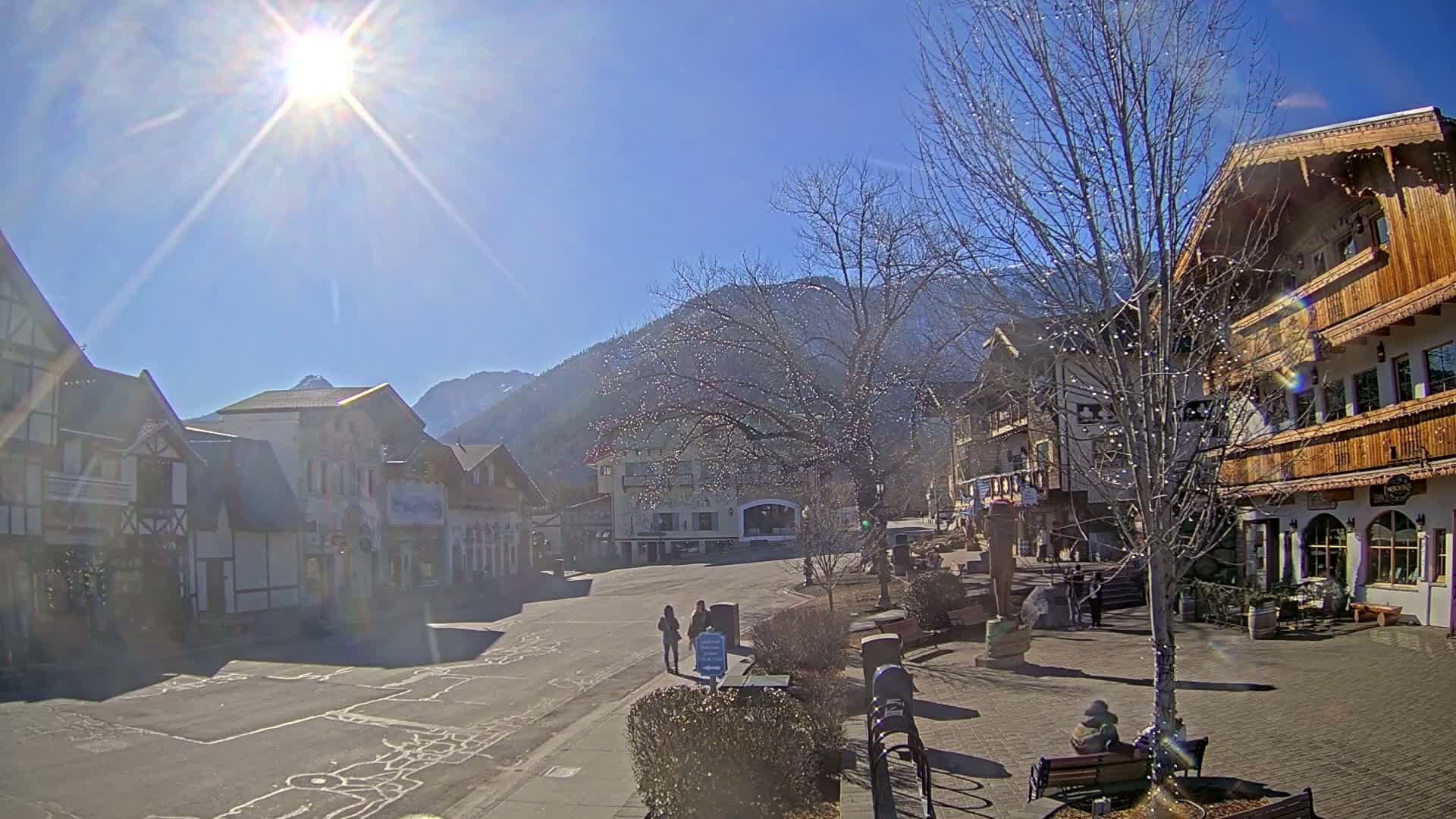 Leavenworth Village Downtown  Live Cam - Leavenworth, Chelan, Washington, USA