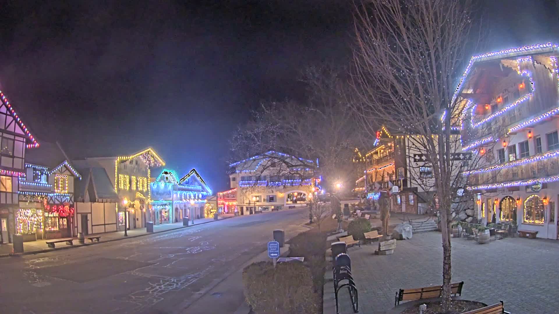 Leavenworth Village Downtown  Live Cam - Leavenworth, Chelan, Washington, USA