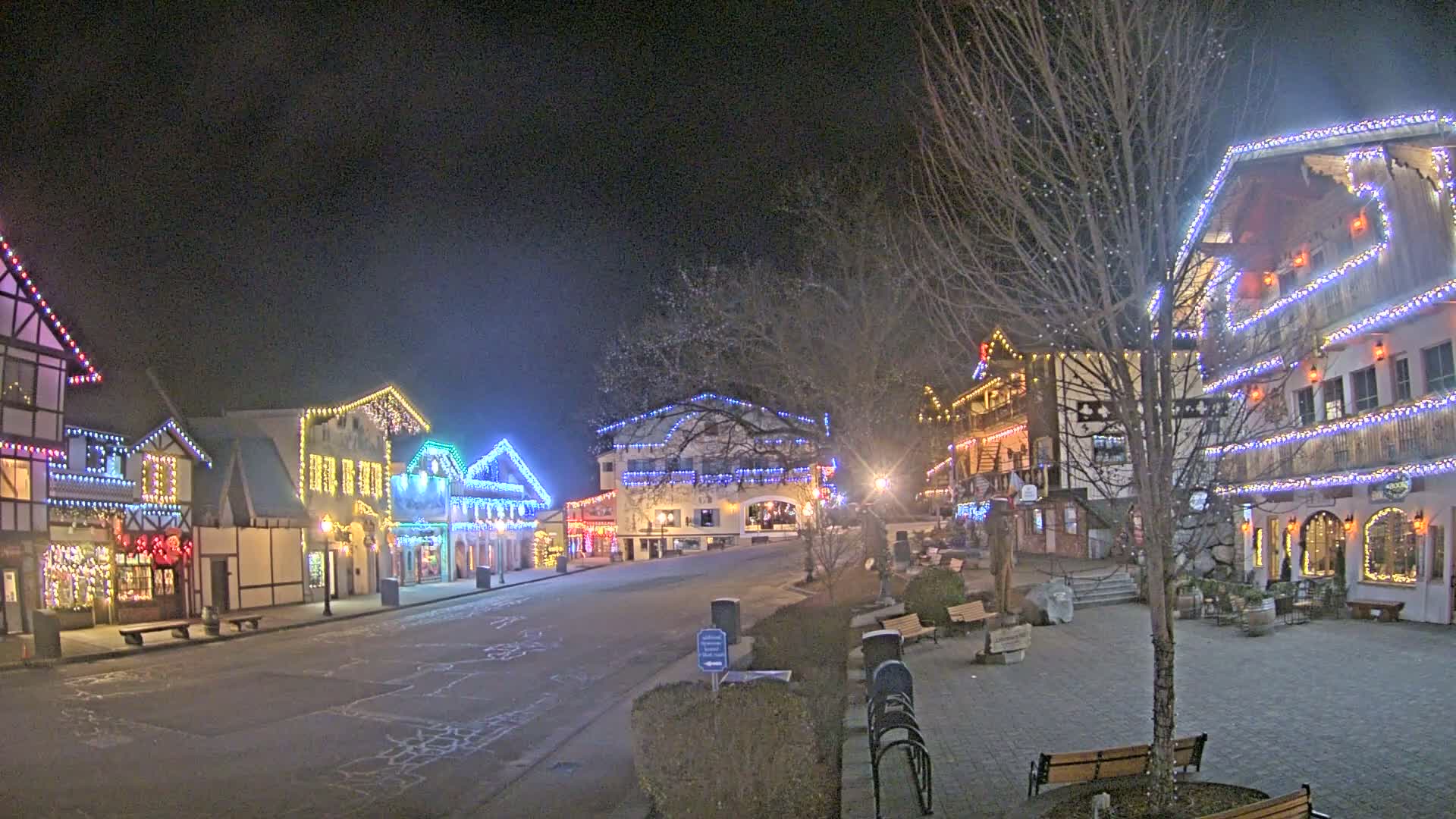 Leavenworth Village Downtown  Live Cam - Leavenworth, Chelan, Washington, USA