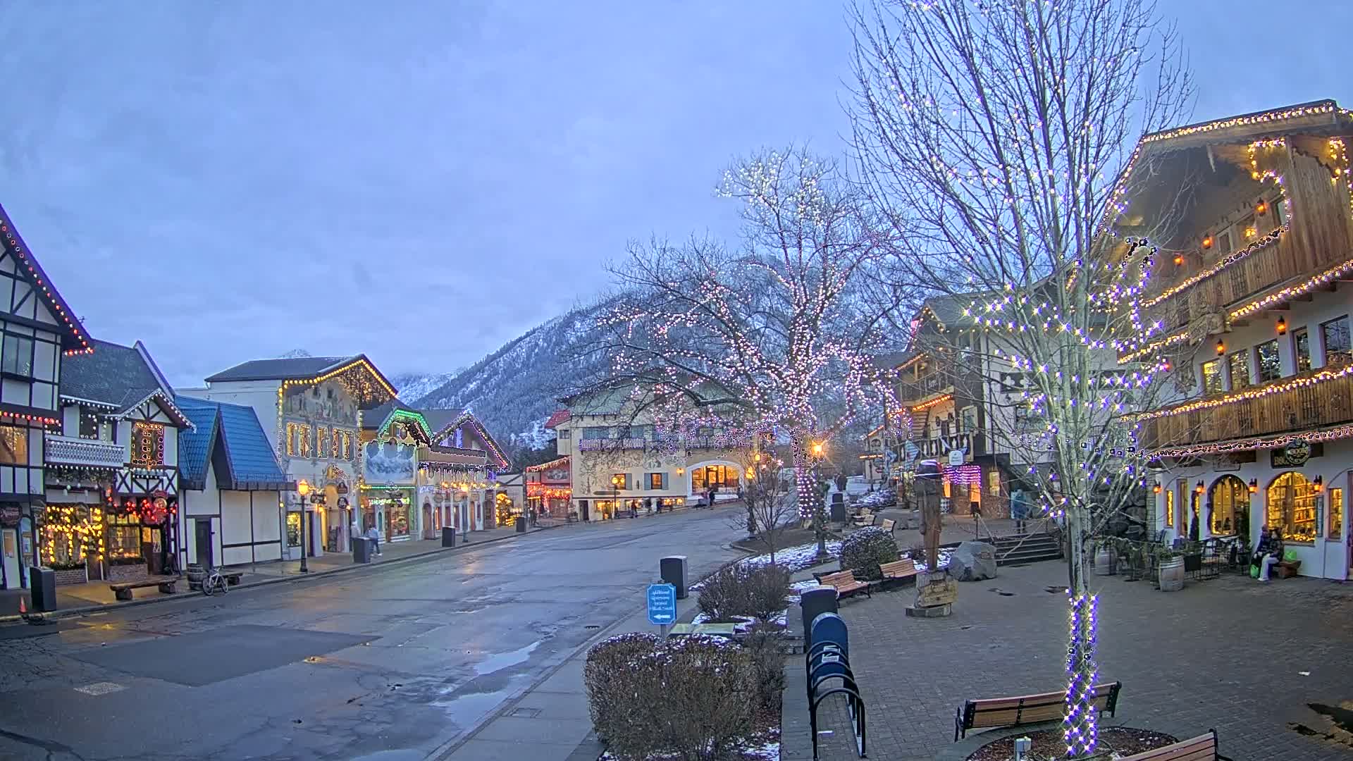 Leavenworth Village Downtown  Live Cam - Leavenworth, Chelan, Washington, USA