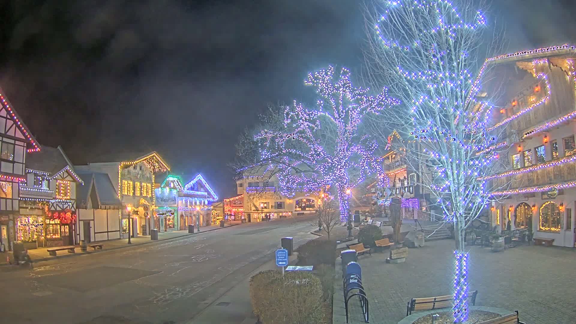 Leavenworth Village Downtown  Live Cam - Leavenworth, Chelan, Washington, USA