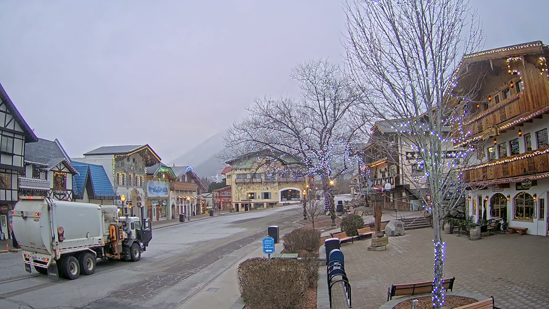 Leavenworth Village Downtown  Live Cam - Leavenworth, Chelan, Washington, USA
