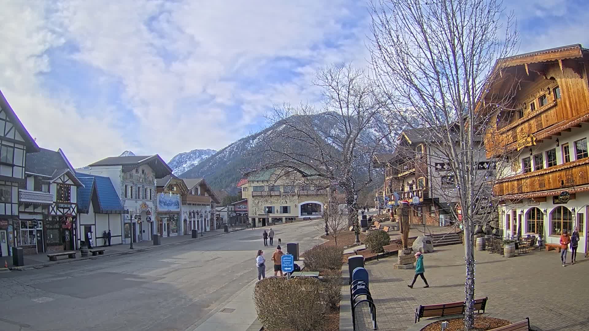 Leavenworth Village Downtown  Live Cam - Leavenworth, Chelan, Washington, USA