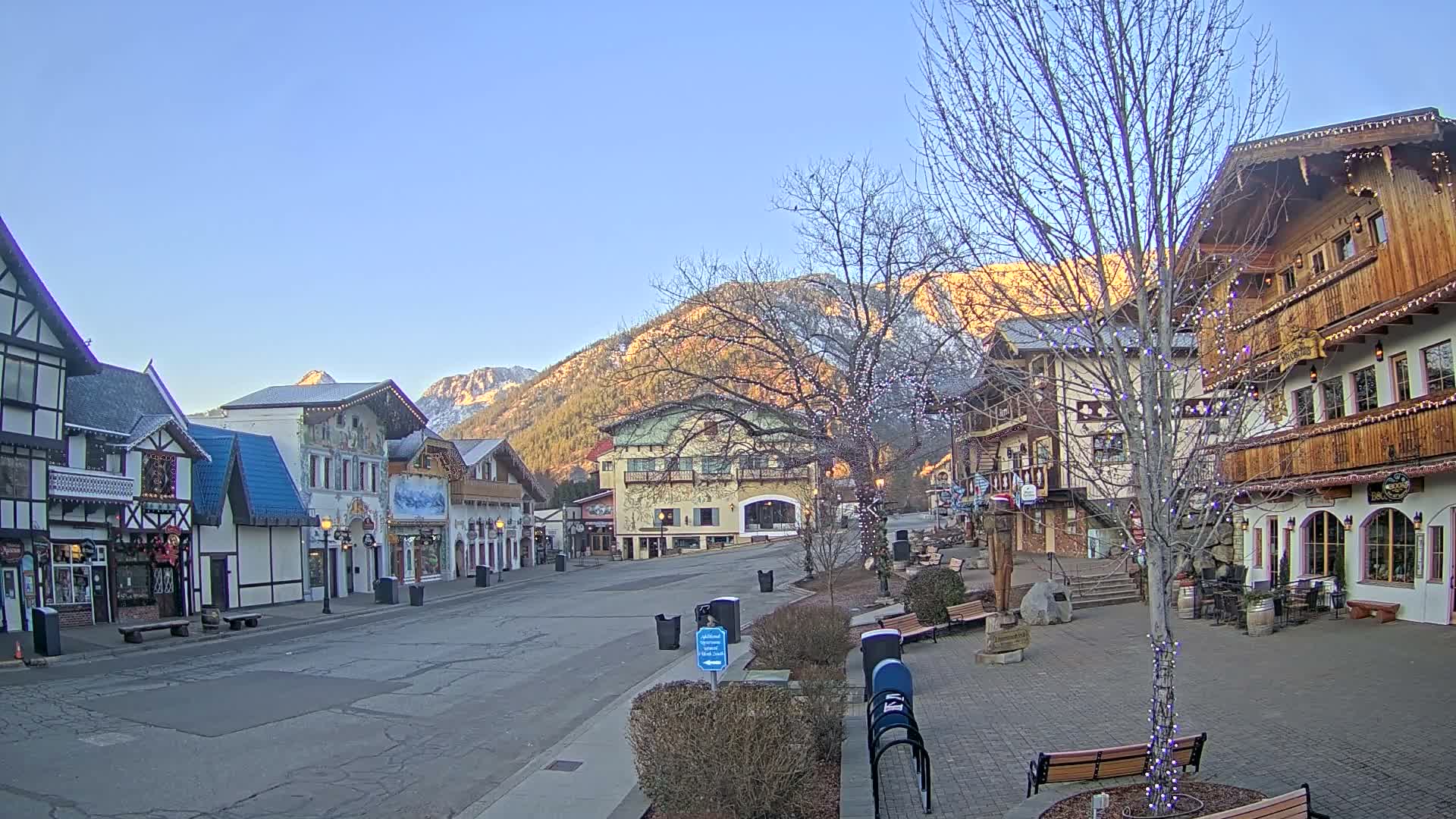 Leavenworth Village Downtown  Live Cam - Leavenworth, Chelan, Washington, USA