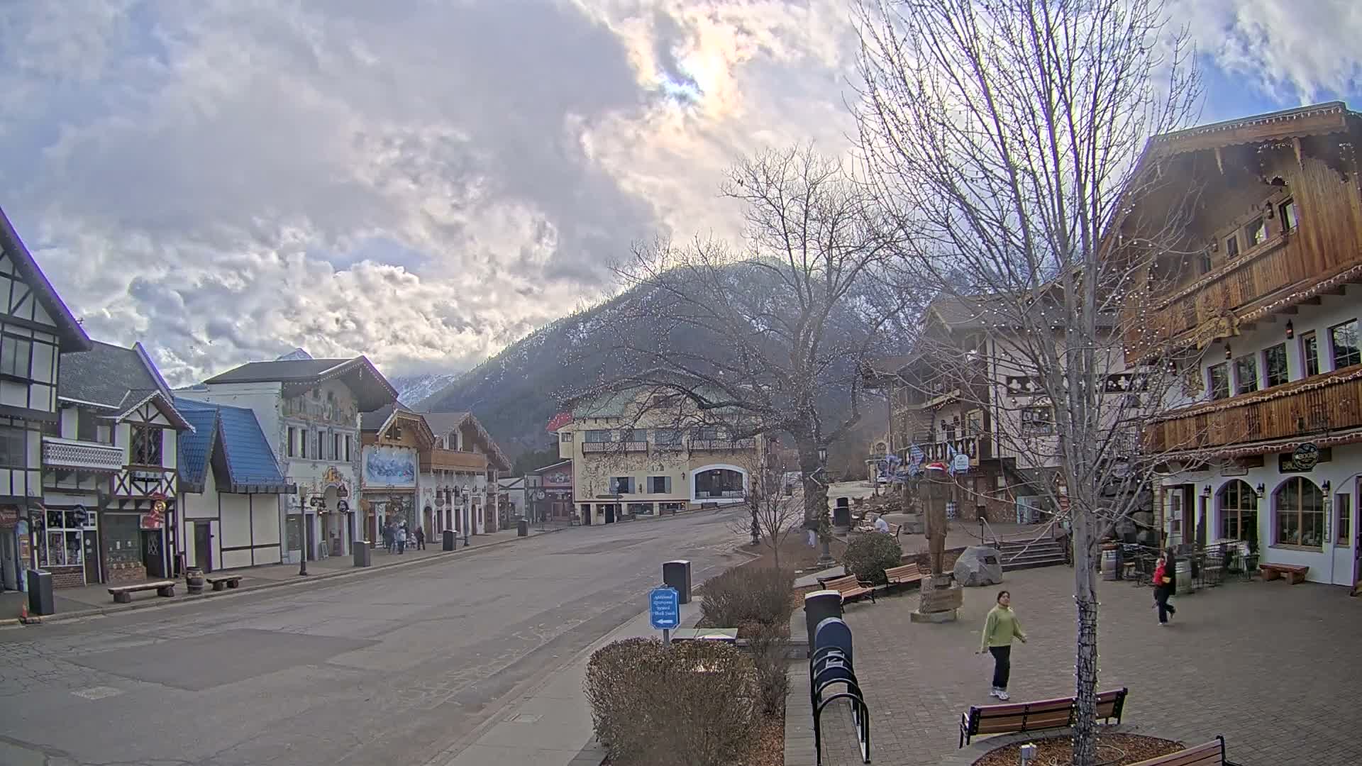 Leavenworth Village Downtown  Live Cam - Leavenworth, Chelan, Washington, USA