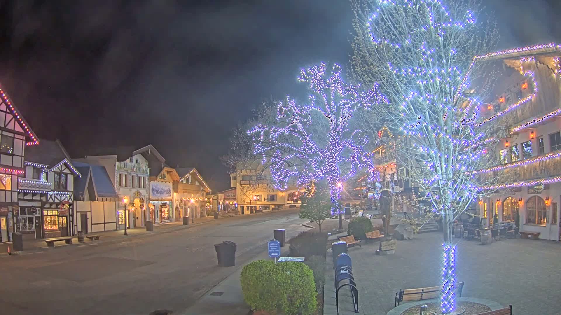 Leavenworth Village Downtown  Live Cam - Leavenworth, Chelan, Washington, USA