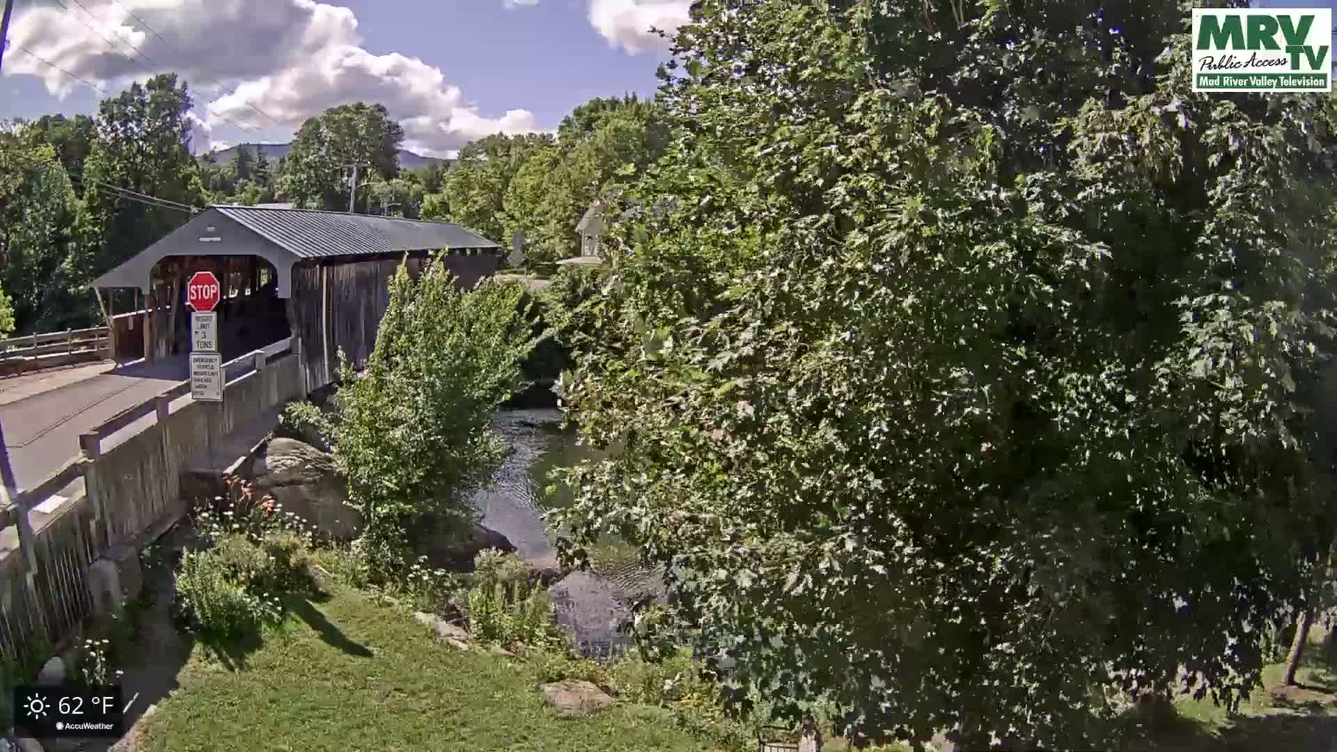Waitsfield, Mad River Valley Great Eddy Covered Bridge Live Cam -Waitsfield, Washington County, Vermont, USA