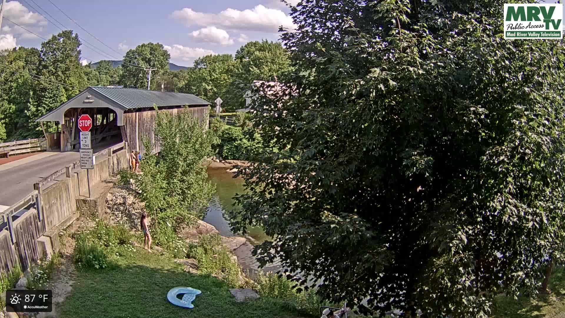 Waitsfield, Mad River Valley Great Eddy Covered Bridge Live Cam -Waitsfield, Washington County, Vermont, USA