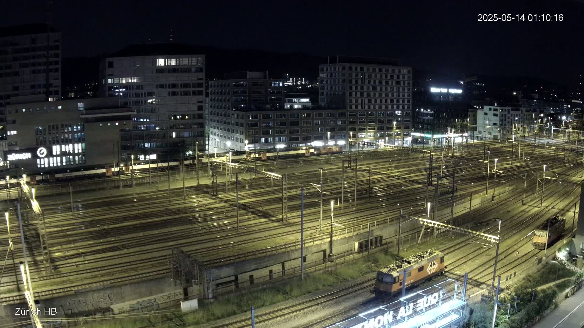 Zurich City & Zürich HB Main Train Station Live Cam - (Kreis 4)Aussersihl, Zurich, Switzerland
