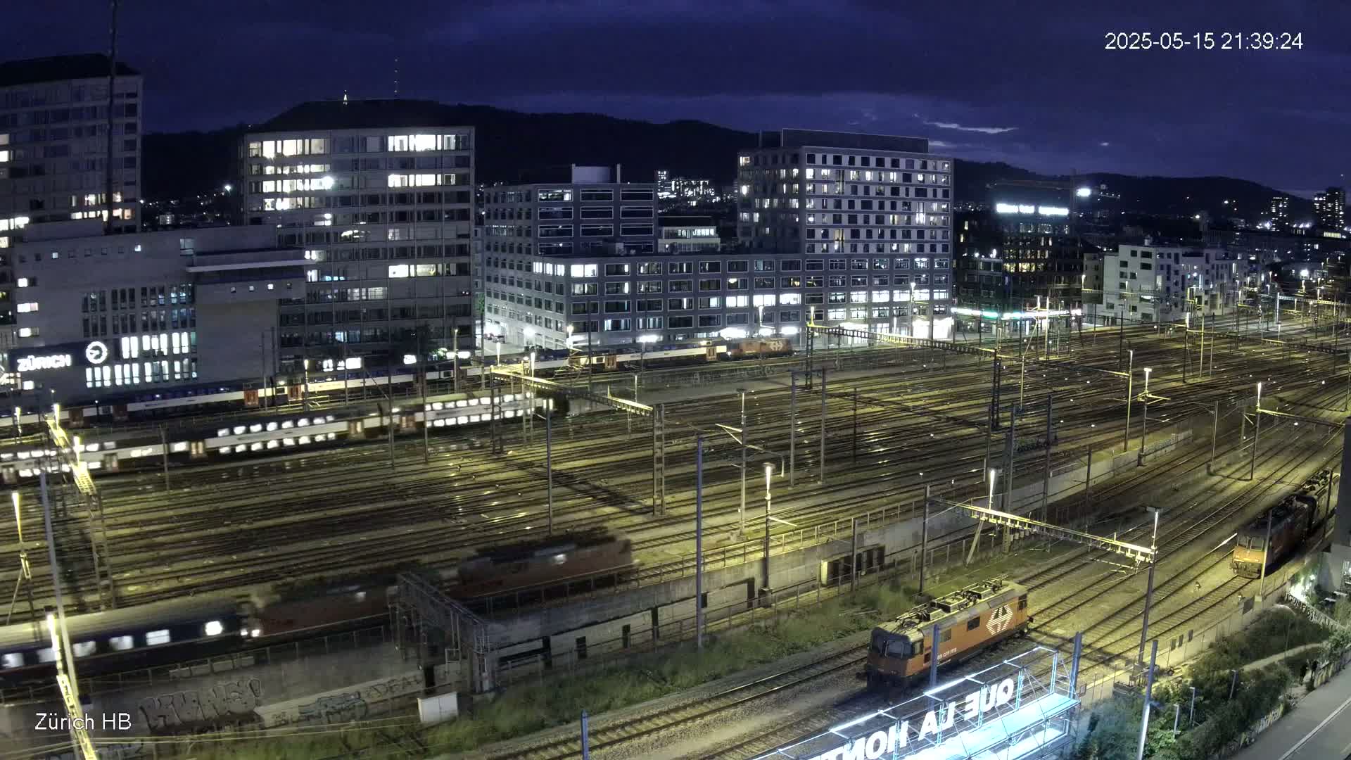 Zurich City & Zürich HB Main Train Station Live Cam - (Kreis 4)Aussersihl, Zurich, Switzerland