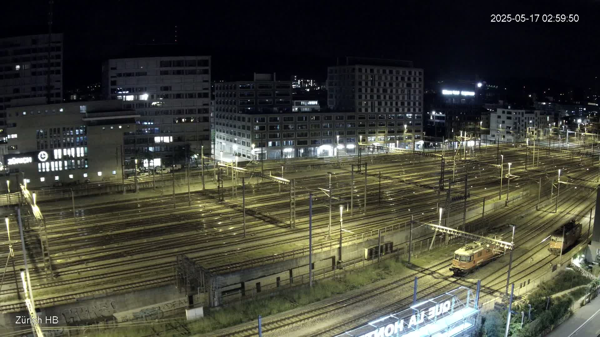 Zurich City & Zürich HB Main Train Station Live Cam - (Kreis 4)Aussersihl, Zurich, Switzerland