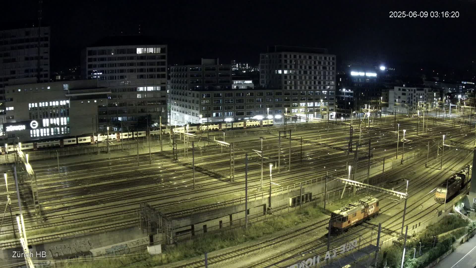 Zurich City & Zürich HB Main Train Station Live Cam - (Kreis 4)Aussersihl, Zurich, Switzerland