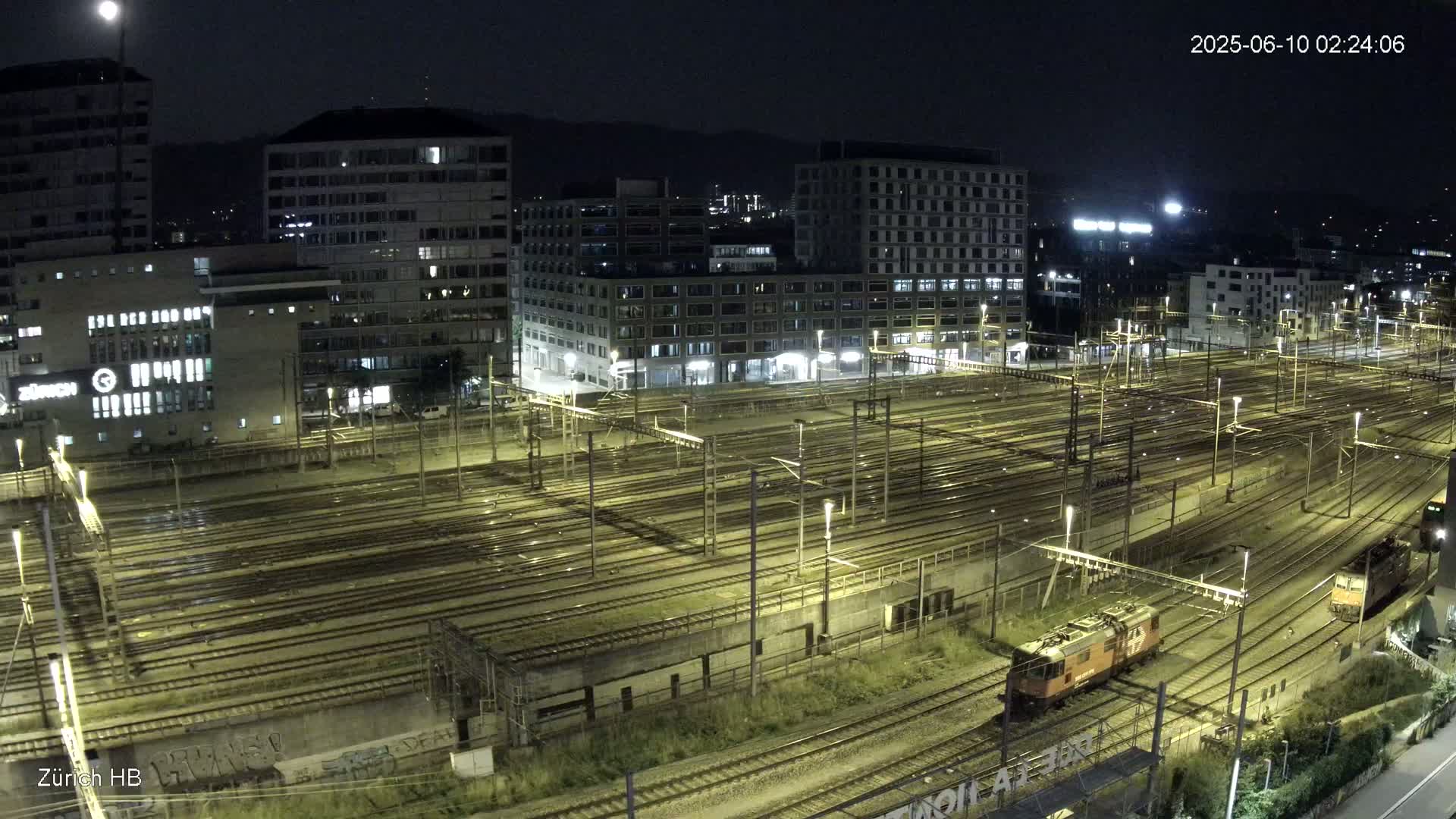 Zurich City & Zürich HB Main Train Station Live Cam - (Kreis 4)Aussersihl, Zurich, Switzerland