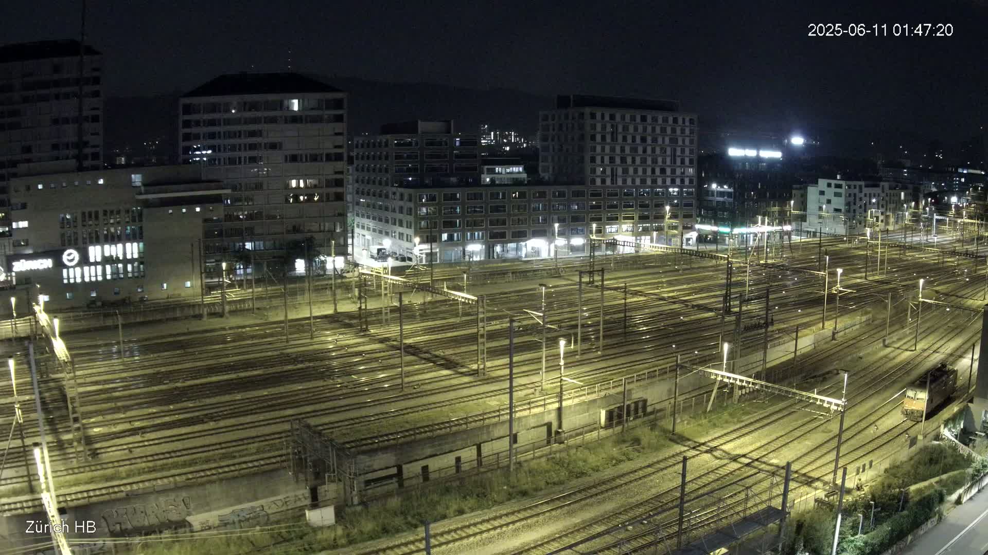 Zurich City & Zürich HB Main Train Station Live Cam - (Kreis 4)Aussersihl, Zurich, Switzerland